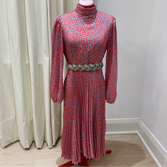 Grey Braided Belt, Woven, Faux Leather, Snap Closure (US M) - Picture 6 of 8